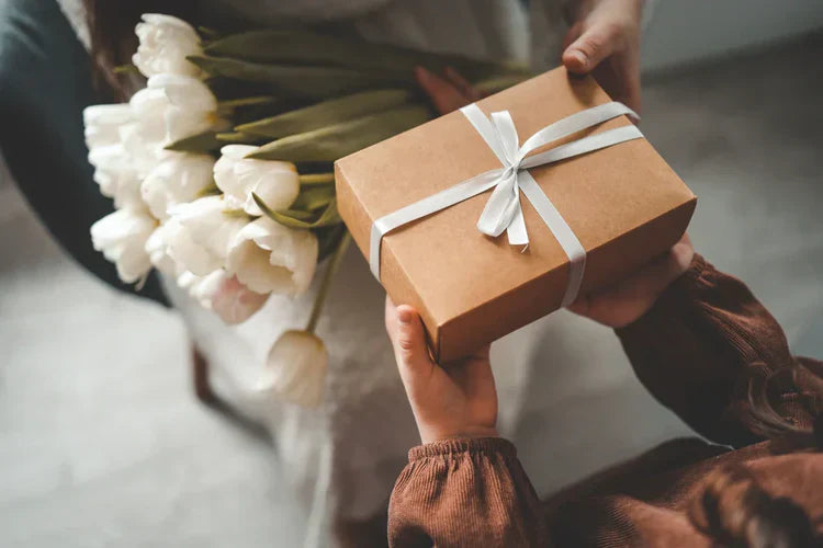 Gifts & Bundles